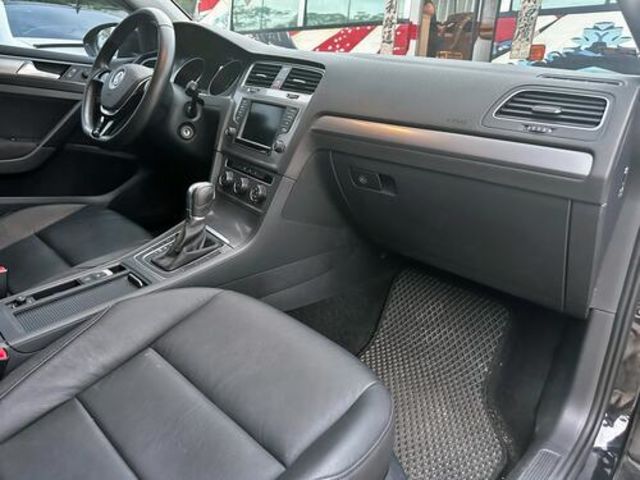 VOLKSWAGEN福斯 GOLF  第11張相片