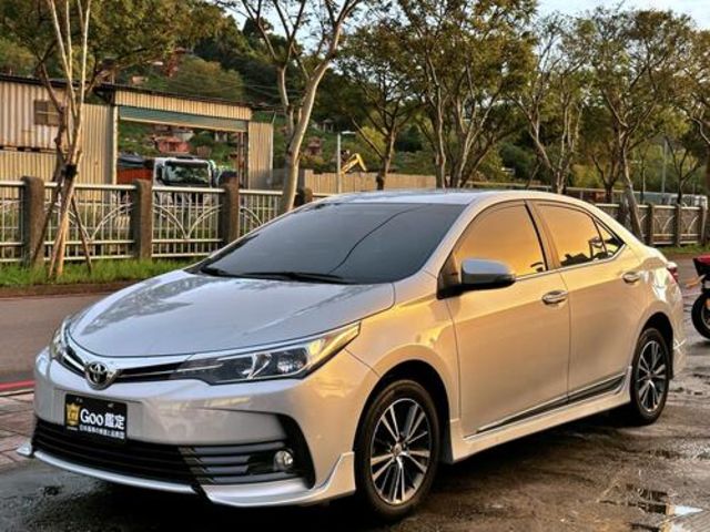 TOYOTA豐田 ALTIS  第1張相片