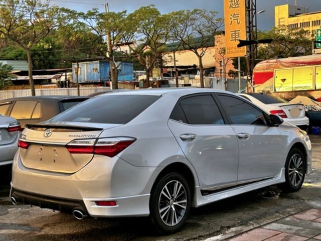 TOYOTA豐田 ALTIS  第2張相片