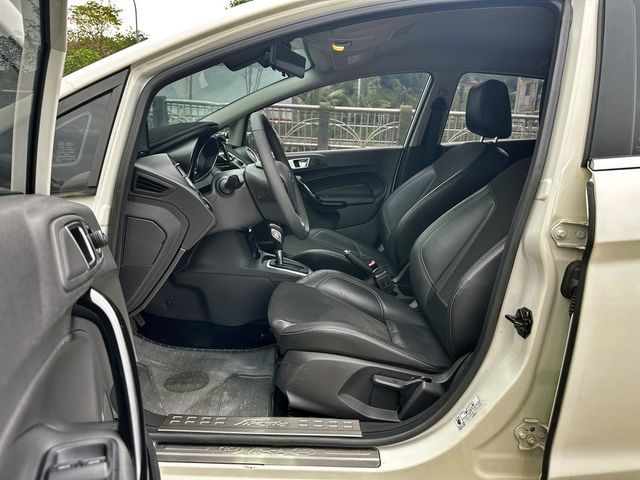FORD福特 FIESTA  第8張相片