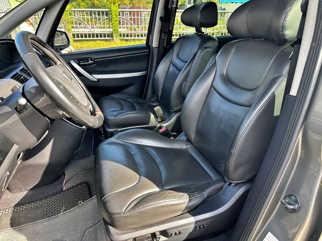 LUXGEN納智捷 7 MPV  第15張相片