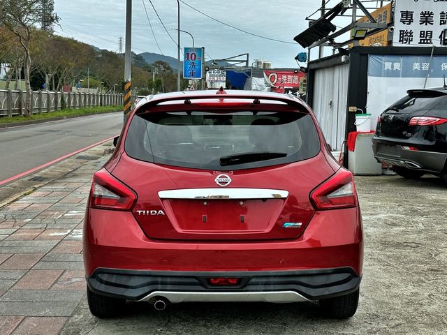 NISSAN日產 TIIDA  第7張相片