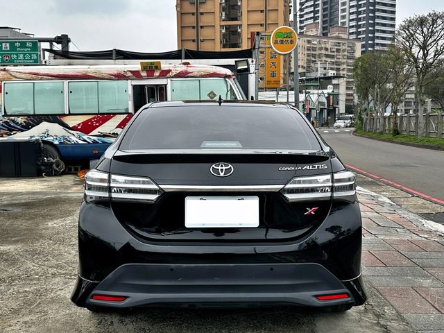TOYOTA豐田 ALTIS  第7張相片