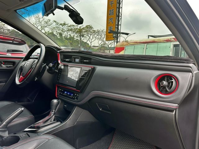 TOYOTA豐田 ALTIS  第21張相片