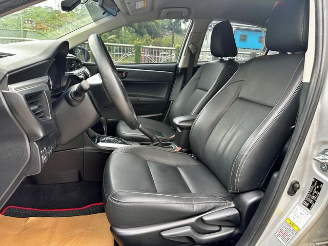 TOYOTA豐田 ALTIS  第8張相片