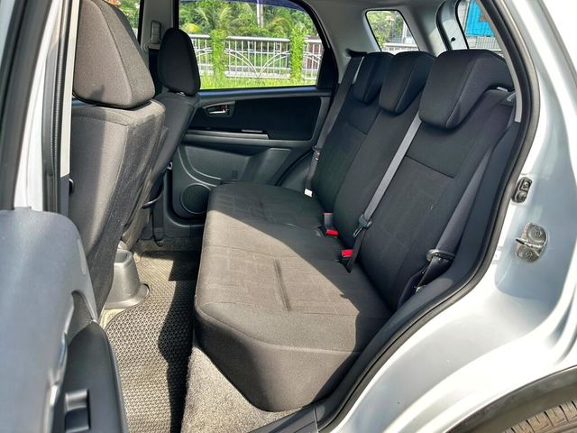 SUZUKI鈴木 SX4  第9張相片