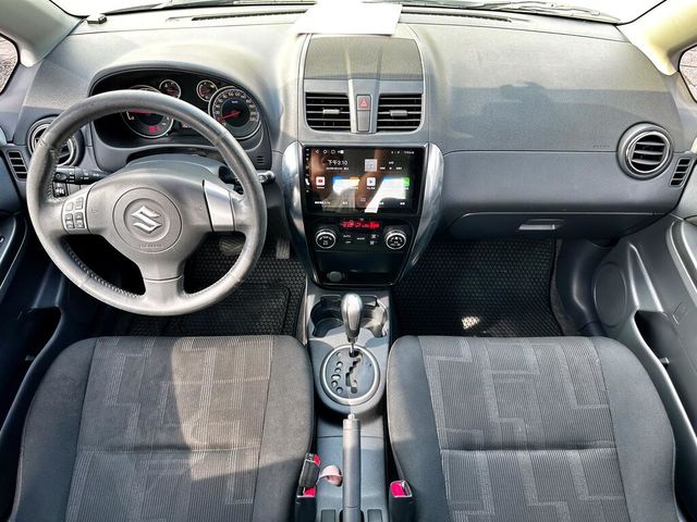 SUZUKI鈴木 SX4  第10張相片