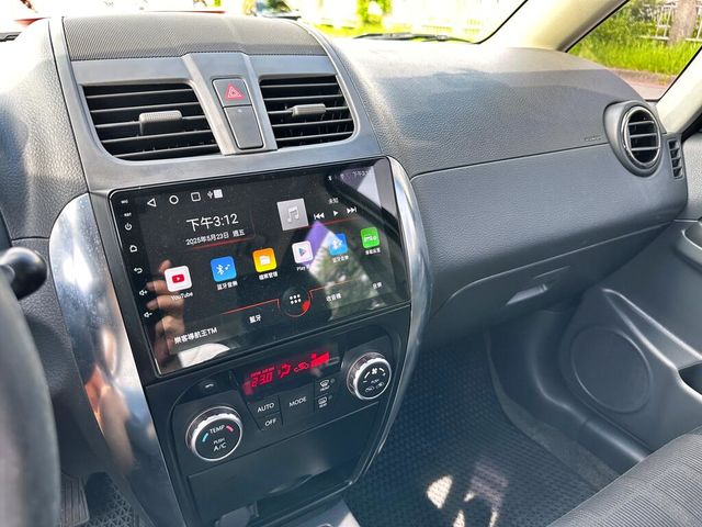 SUZUKI鈴木 SX4  第18張相片