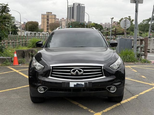 INFINITI無限 QX70  第3張相片