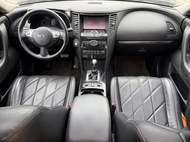 INFINITI無限 QX70  第15張相片