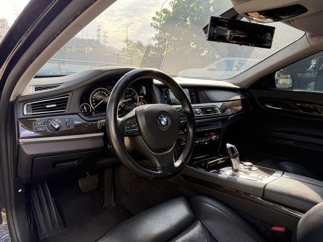 BMW寶馬 730D  第7張相片