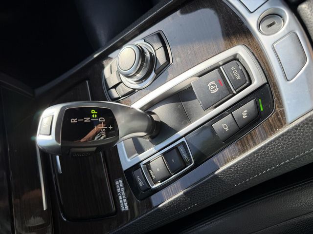 BMW寶馬 730D  第15張相片