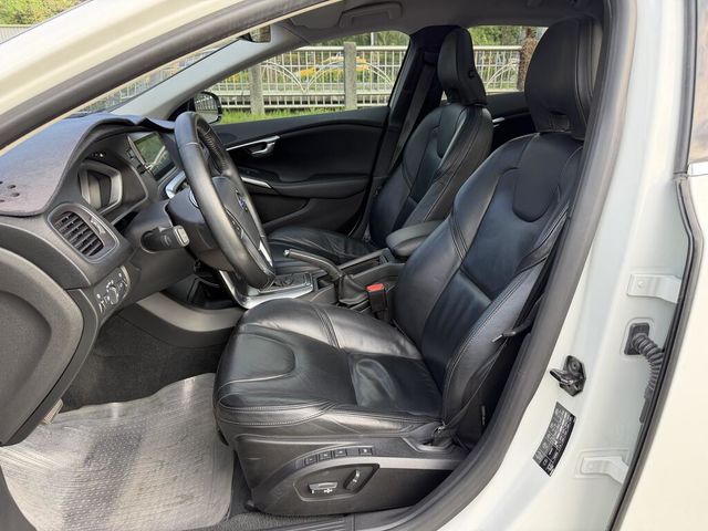 VOLVO富豪 V40  第7張相片