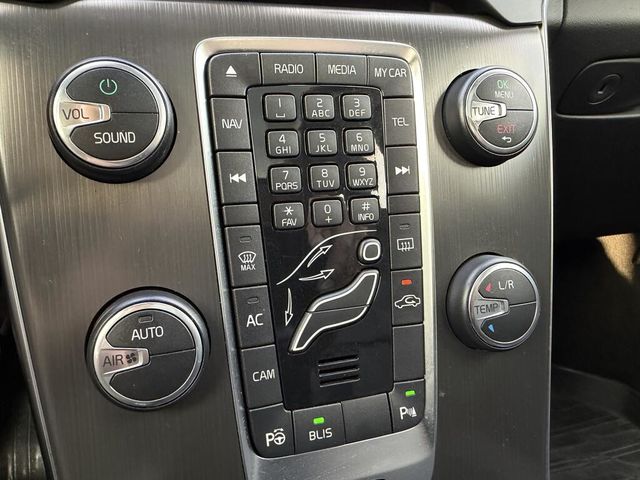 VOLVO富豪 V40  第11張相片