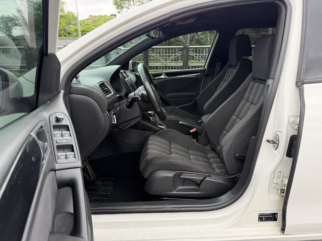 VOLKSWAGEN福斯 GOLF GTI  第8張相片