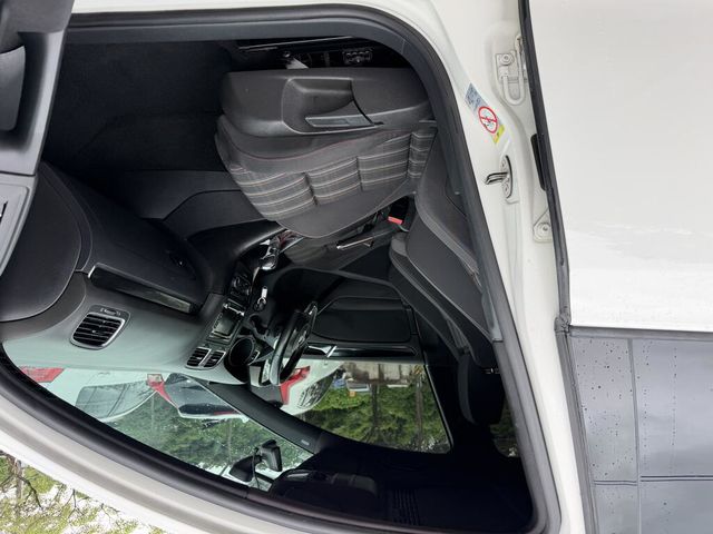 VOLKSWAGEN福斯 GOLF GTI  第11張相片