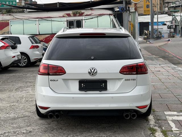 VOLKSWAGEN福斯 GOLF VARIANT  第4張相片