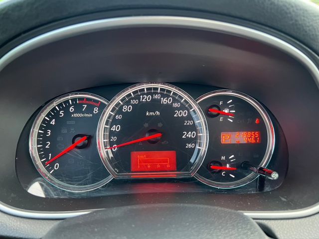 超大型舒適安全房車 頂級2_0.5升V6引擎 ikey全景天窗 雙電動椅 原版  第11張相片