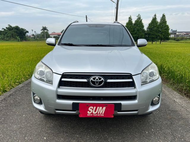 全網最優惠 車況來源最清楚 此車通病變速箱 剛整理好 有工單 別間車商不敢說的 我坦白告知 選配電動按摩椅  第2張相片