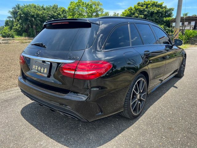優質爸爸年輕代表車款 S205旅行車 C43 3.0雙渦輪 日規大滿配 23P跟車 雙魚眼頭燈 香氛套件 APPLE C  第6張相片