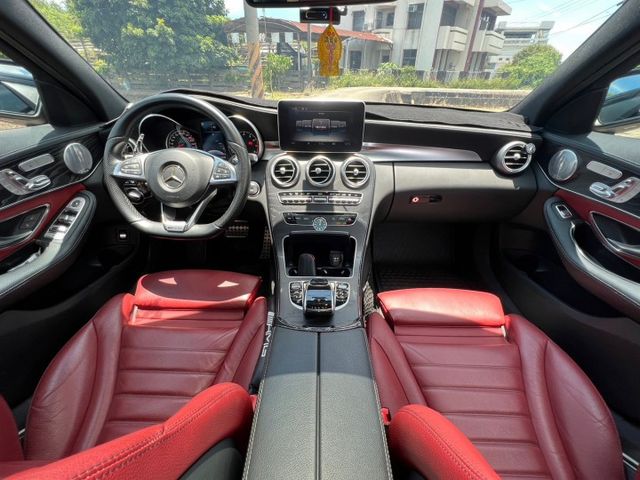優質爸爸年輕代表車款 S205旅行車 C43 3.0雙渦輪 日規大滿配 23P跟車 雙魚眼頭燈 香氛套件 APPLE C  第11張相片