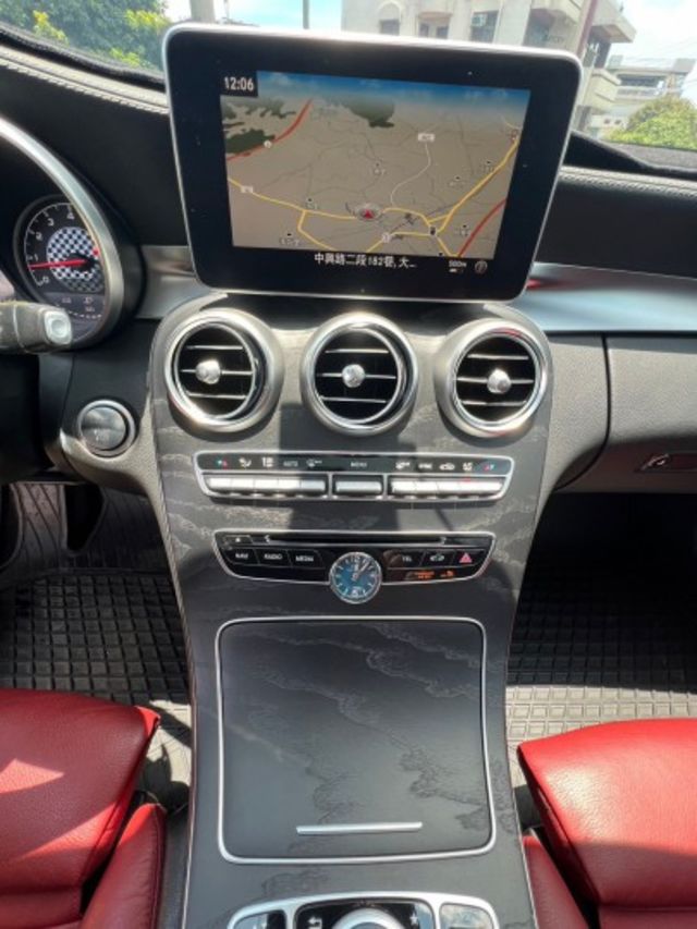 優質爸爸年輕代表車款 S205旅行車 C43 3.0雙渦輪 日規大滿配 23P跟車 雙魚眼頭燈 香氛套件 APPLE C  第15張相片