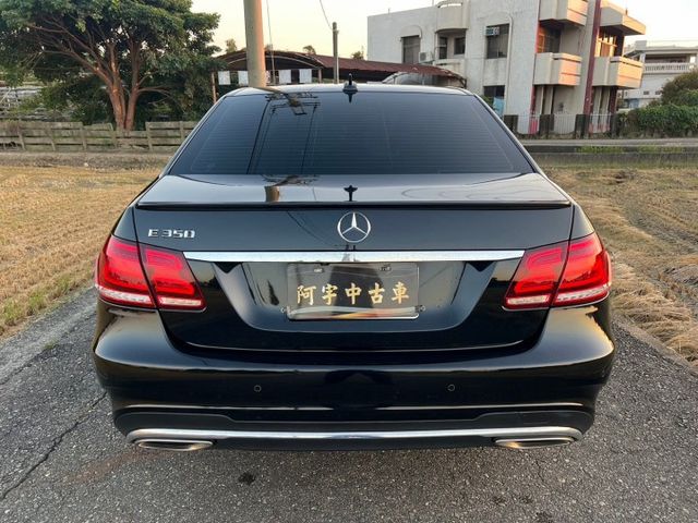 美規E350 大馬力 AMG套件 優化晶片 雙電動記憶功能 電熱椅 盲點 電尾門 環景 LED頭燈  第5張相片