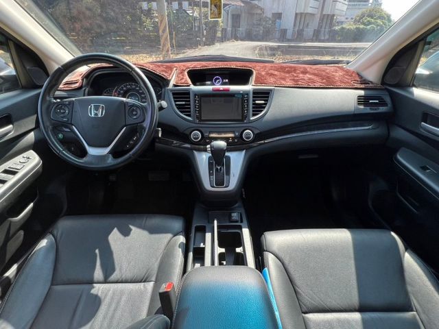 高妥善率實用性休旅車 CRV 2.4 VTIS版本 全程原廠保養 只跑7萬多 換檔快撥 天窗 四安  第10張相片