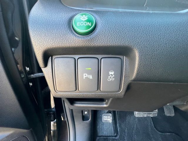 高妥善率實用性休旅車 CRV 2.4 VTIS版本 全程原廠保養 只跑7萬多 換檔快撥 天窗 四安  第14張相片