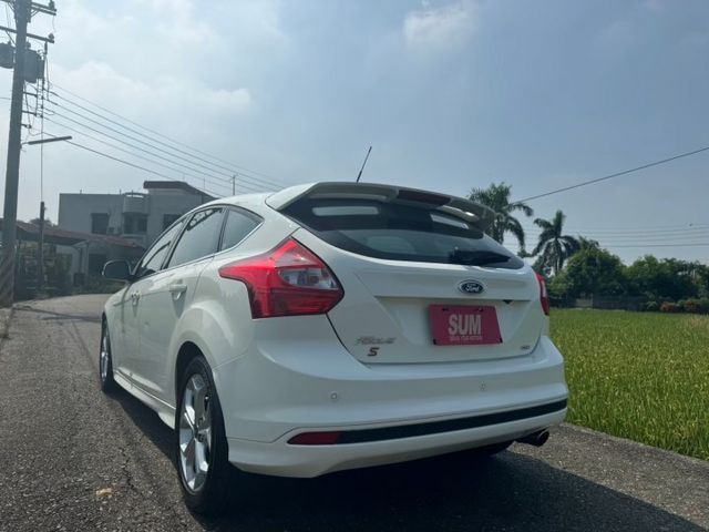 2014年 佛克斯五門柴油小鋼炮 超低里程  車庫一手車 省油省稅金  第4張相片