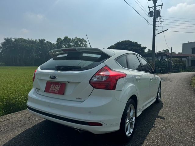2014年 佛克斯五門柴油小鋼炮 超低里程  車庫一手車 省油省稅金  第6張相片