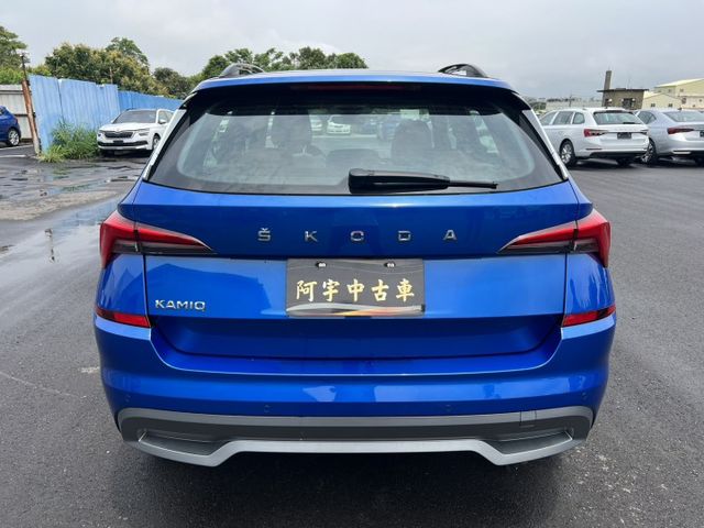 全台唯一 全新中獎車  正24年 KOMIQ 1.0冠軍特仕版 全景天窗 新車價100.9萬 原廠保固中 邀你鑑賞  第5張相片