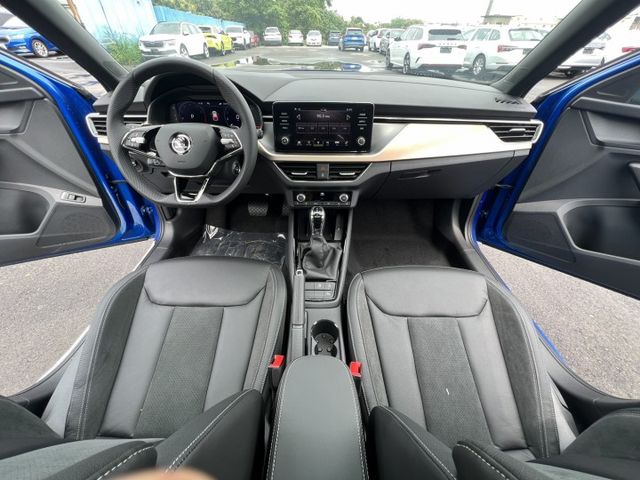 全台唯一 全新中獎車  正24年 KOMIQ 1.0冠軍特仕版 全景天窗 新車價100.9萬 原廠保固中 邀你鑑賞  第12張相片