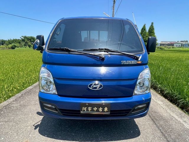 正五期 小霸王大單箱 不用加尿素 前裝潢公司一手車  油壓尾門 原版件 車況良好 買回去直接賺大錢  第2張相片