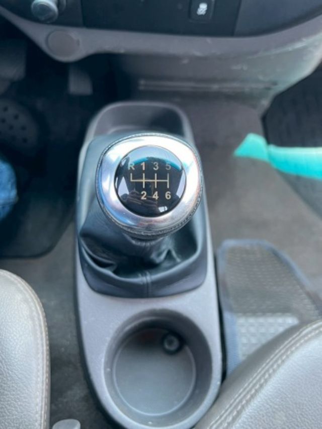 正五期 小霸王大單箱 不用加尿素 前裝潢公司一手車  油壓尾門 原版件 車況良好 買回去直接賺大錢  第11張相片