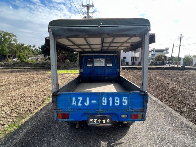 超平價實用的小貨車 三面帆布 買回去直接賺錢  第5張相片