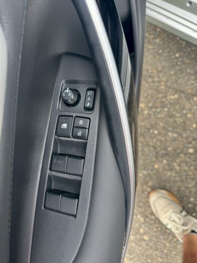 高妥善率神車 一車傳三代 人走車還在 原廠保固中 歡迎賞車試乘  第11張相片