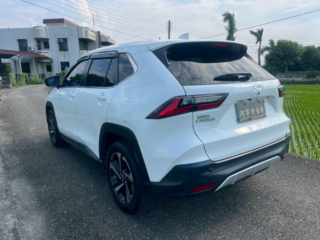 類新車 酷動環景版 僅跑1萬 原廠環景市場稀有 原廠4年12萬保固 等您鑑賞  第4張相片