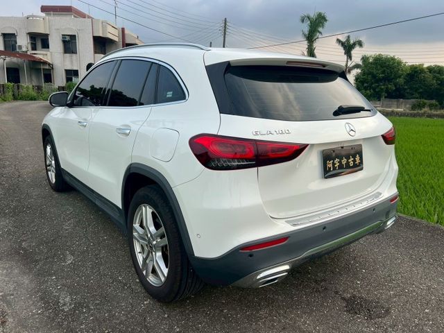 總代理 一手女用車 全程原廠保養 原廠保固中 盲點 環景 歡迎賞車議價  第4張相片