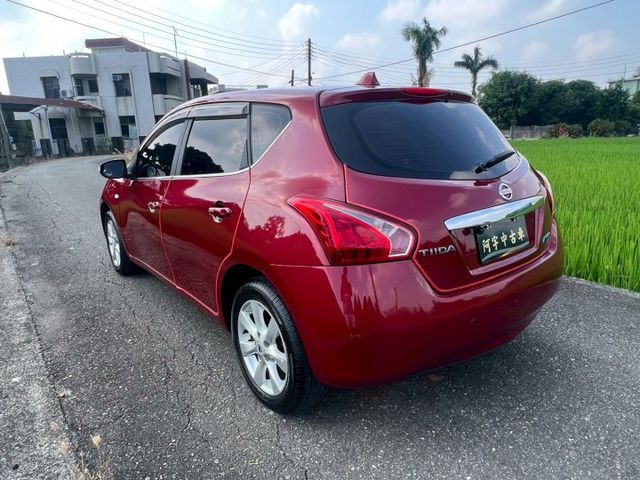 NISSAN 認證專賣店 BIG TIIDA   超大舒適空間 超省油 優質代步車首選  第4張相片