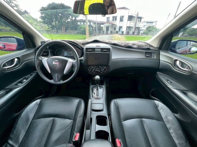 NISSAN 認證專賣店 BIG TIIDA   超大舒適空間 超省油 優質代步車首選  第10張相片