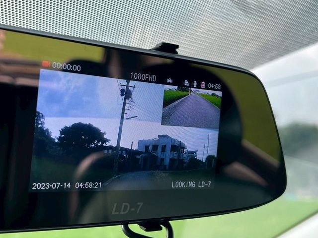 NISSAN 認證專賣店 BIG TIIDA   超大舒適空間 超省油 優質代步車首選  第14張相片