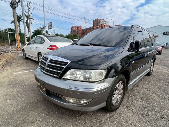 台灣勞工首選 頂級幸福力6人座 新車價90幾萬 優惠5.8萬  買回去開一年買新車還賺錢  第2張相片