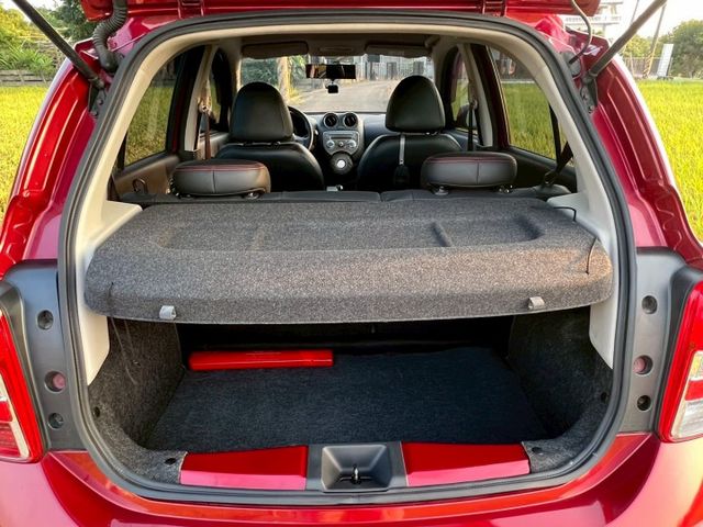 NISSAN 認證專賣店 超平價優質小車 旗艦IKEY版本 一手護士女用車 全程原廠保養 保固2年五萬公里  第7張相片