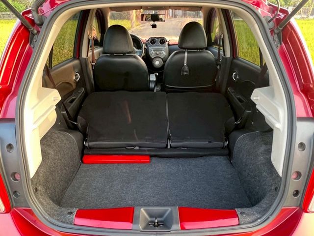 NISSAN 認證專賣店 超平價優質小車 旗艦IKEY版本 一手護士女用車 全程原廠保養 保固2年五萬公里  第8張相片