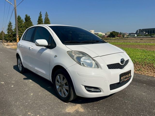 市區小車代步首選 YARIS 稀有大G IKEY版本  恆溫 電摺 歡迎女性入主  第1張相片