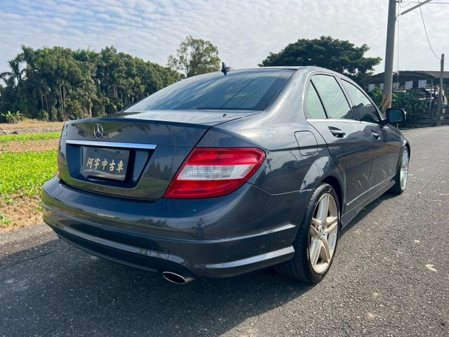 美規C300 大馬力  V6引擎超耐用 僅跑11萬 AMG套件全景天窗 原版件 歡迎賞車  第6張相片