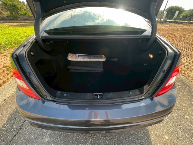 美規C300 大馬力  V6引擎超耐用 僅跑11萬 AMG套件全景天窗 原版件 歡迎賞車  第7張相片