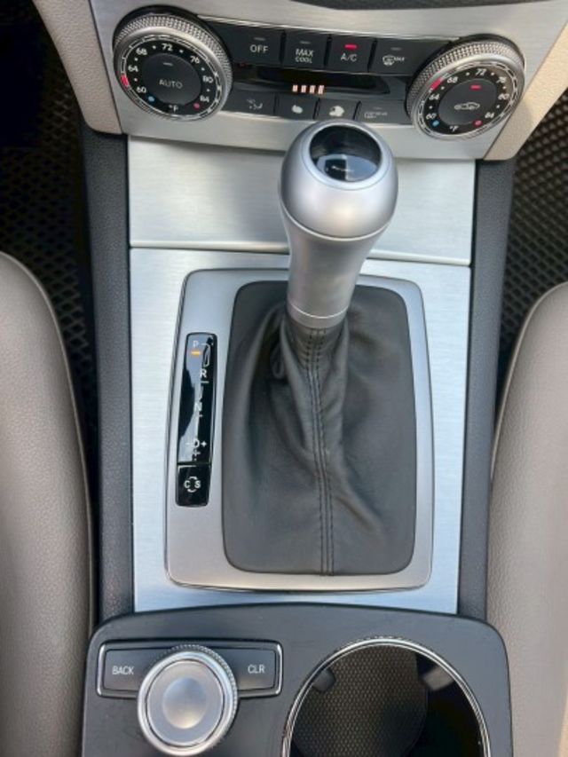 美規C300 大馬力  V6引擎超耐用 僅跑11萬 AMG套件全景天窗 原版件 歡迎賞車  第14張相片