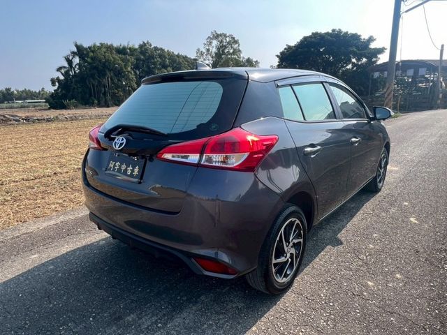 經典影音環景版 原版件 僅跑3萬 正一手女用車 全程原廠保養 原廠保固中 四條輪胎剛換新  第6張相片